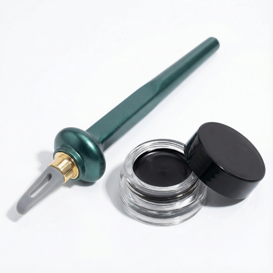 Le pinceau Eye liner des artistes